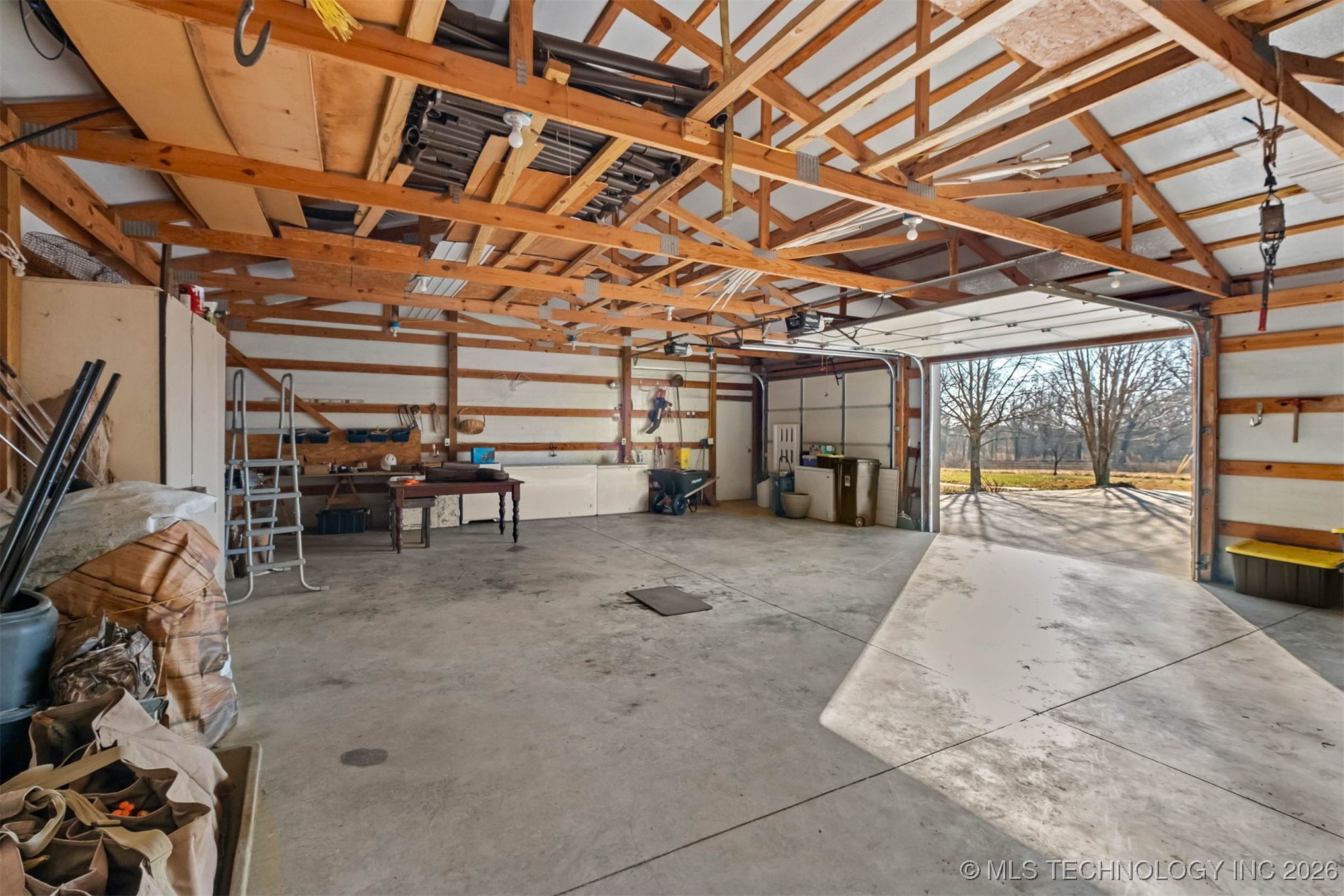 475547 E 680 Property Photo 34