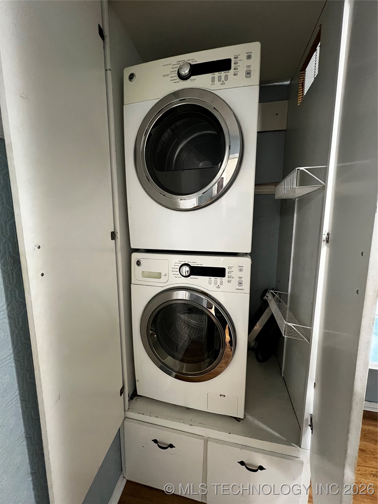 2109 Haskell Boulevard Property Photo 13