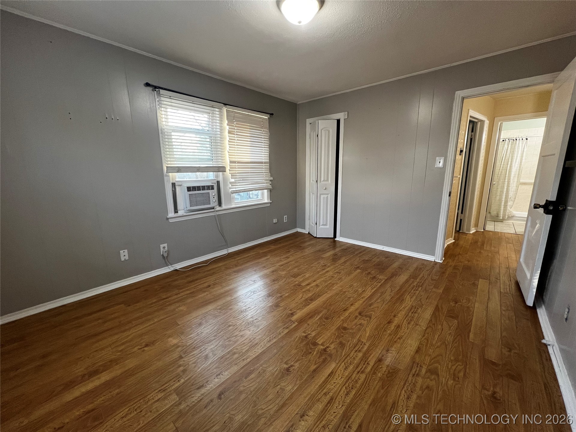 2109 Haskell Boulevard Property Photo 15