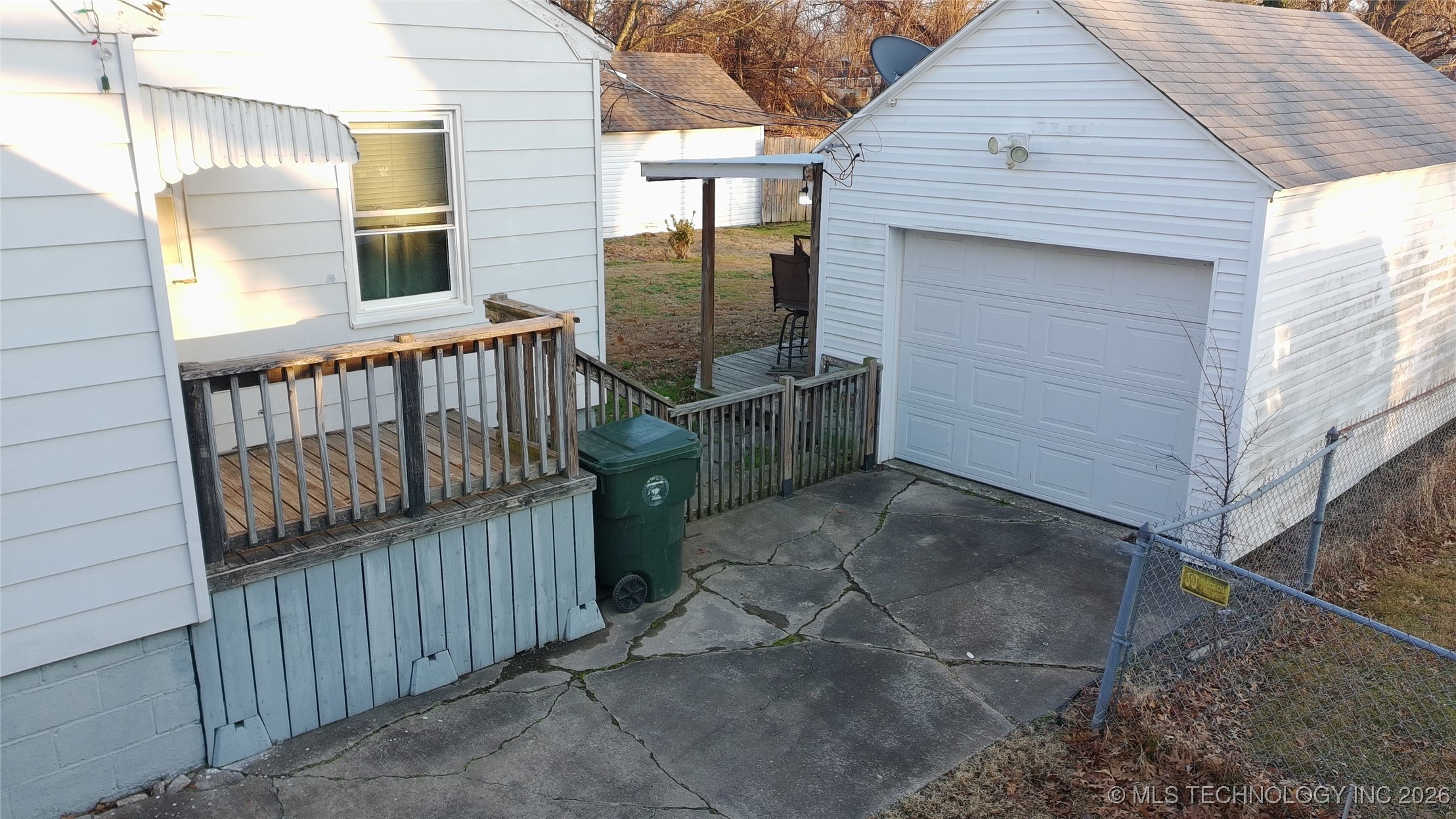 2109 Haskell Boulevard Property Photo 19