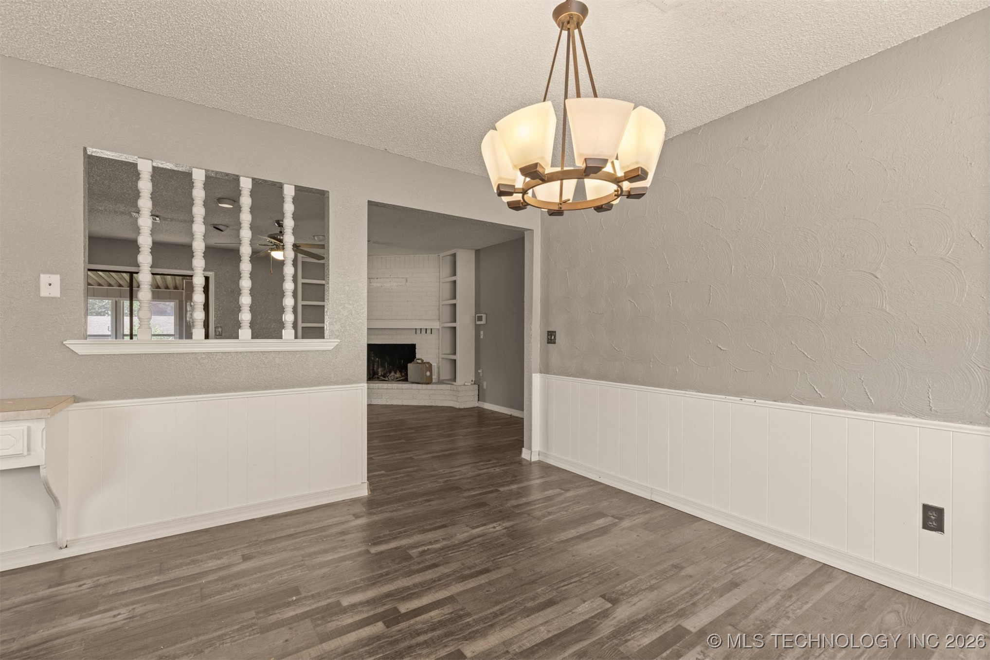 405 Mockingbird Lane Property Photo 17