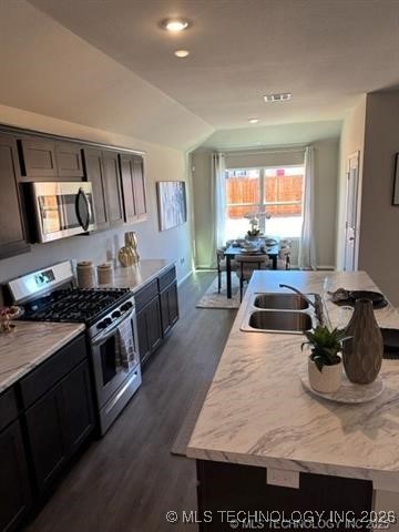 1617 E Gary Street Property Photo 8