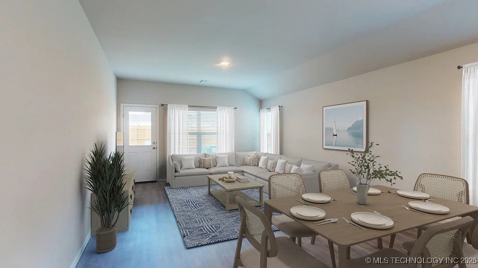 1625 E Gary Street Property Photo 4