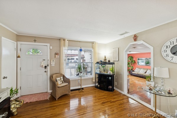 7731 E Skelly Drive Property Photo 4