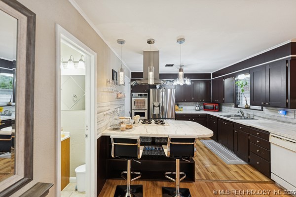 7731 E Skelly Drive Property Photo 12