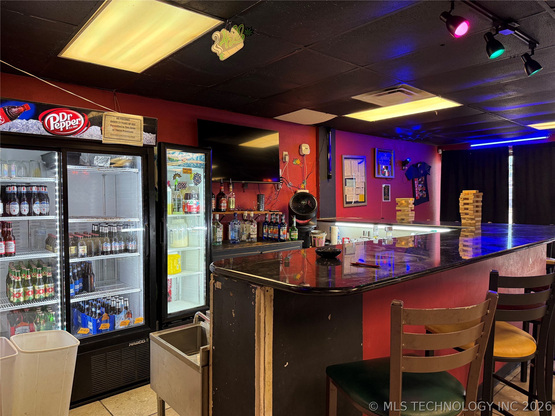 310 S Washington Property Photo 6