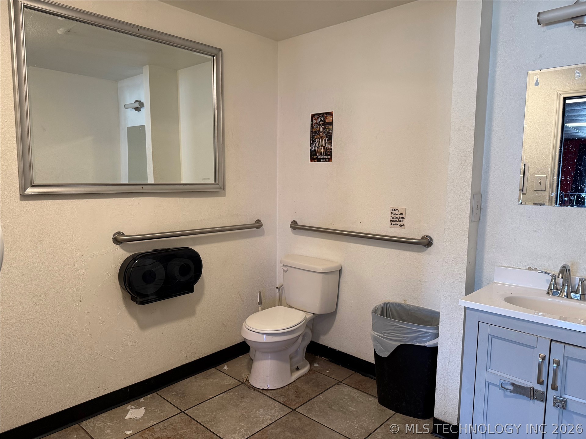 310 S Washington Property Photo 24