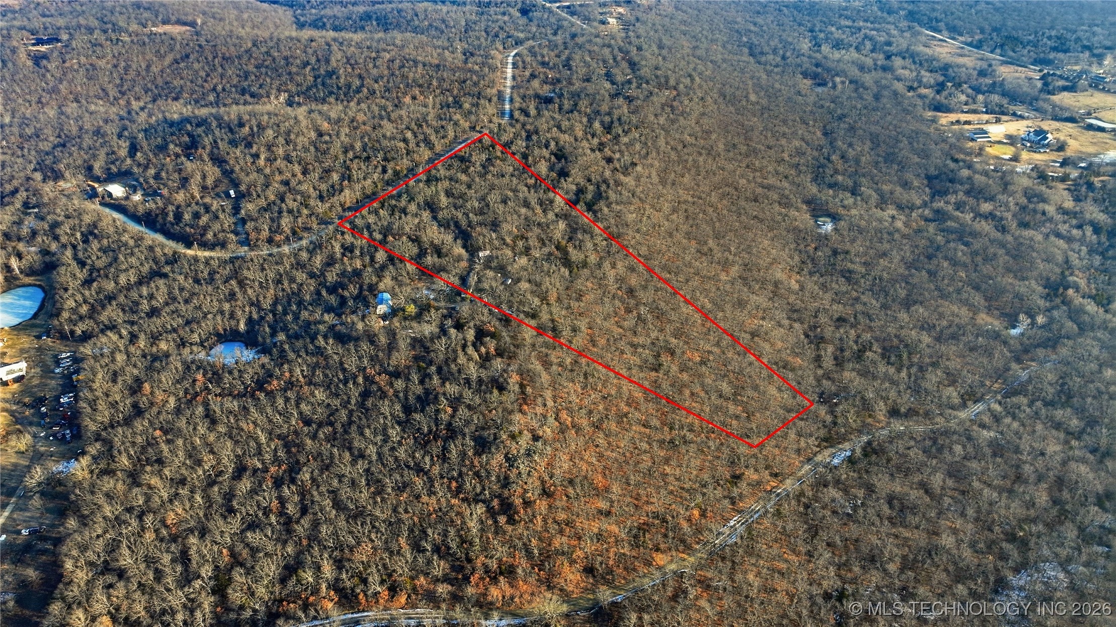 1898 Tulsa Mountain Ranch Road Property Photo 2