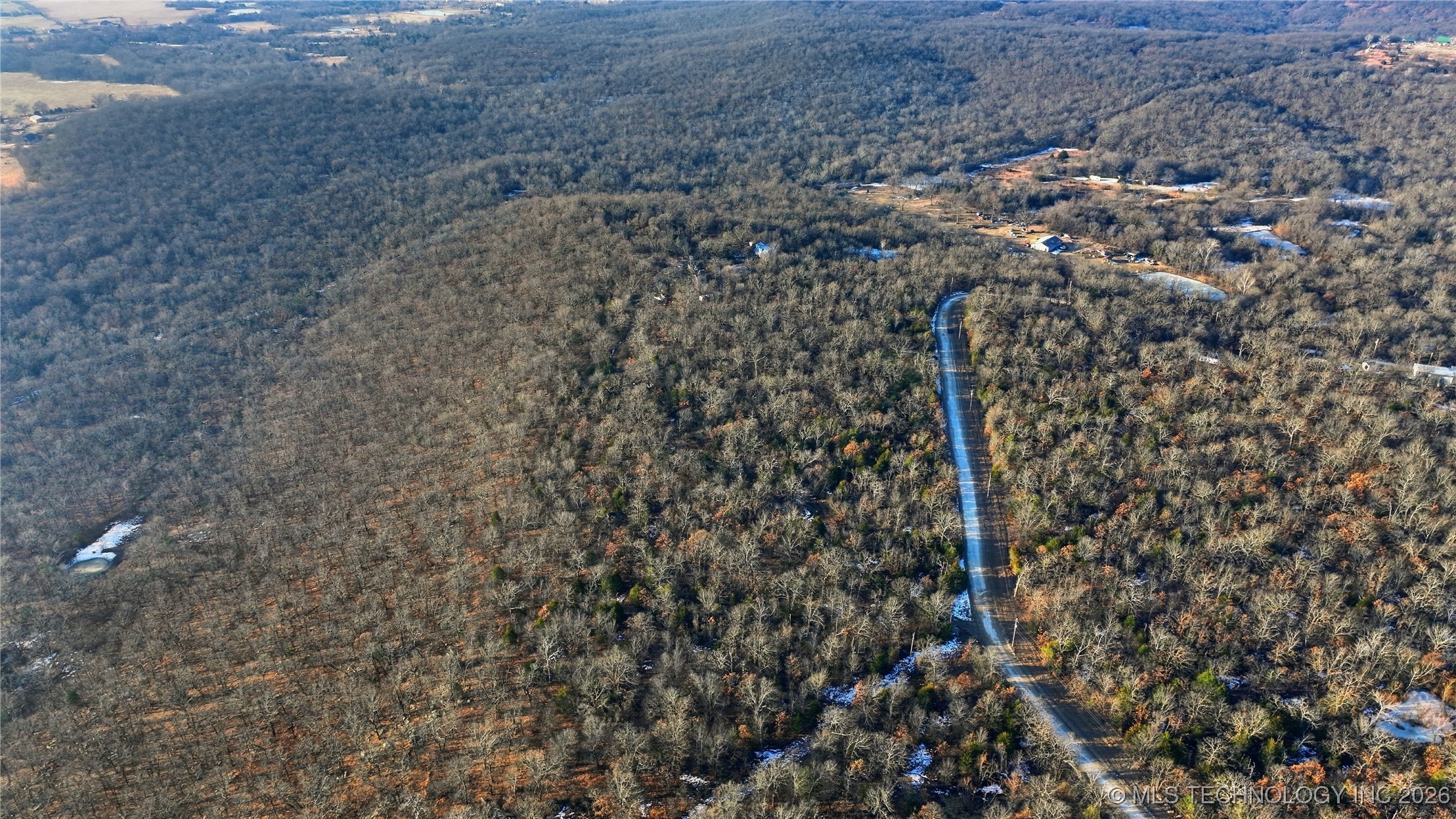 1898 Tulsa Mountain Ranch Road Property Photo 5