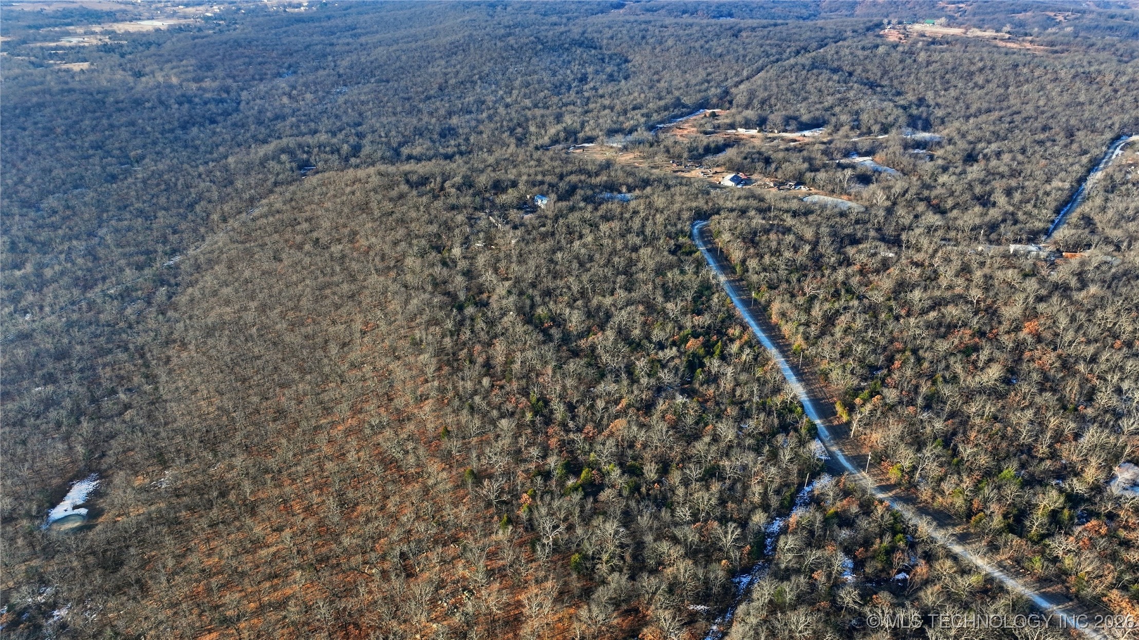 1898 Tulsa Mountain Ranch Road Property Photo 6