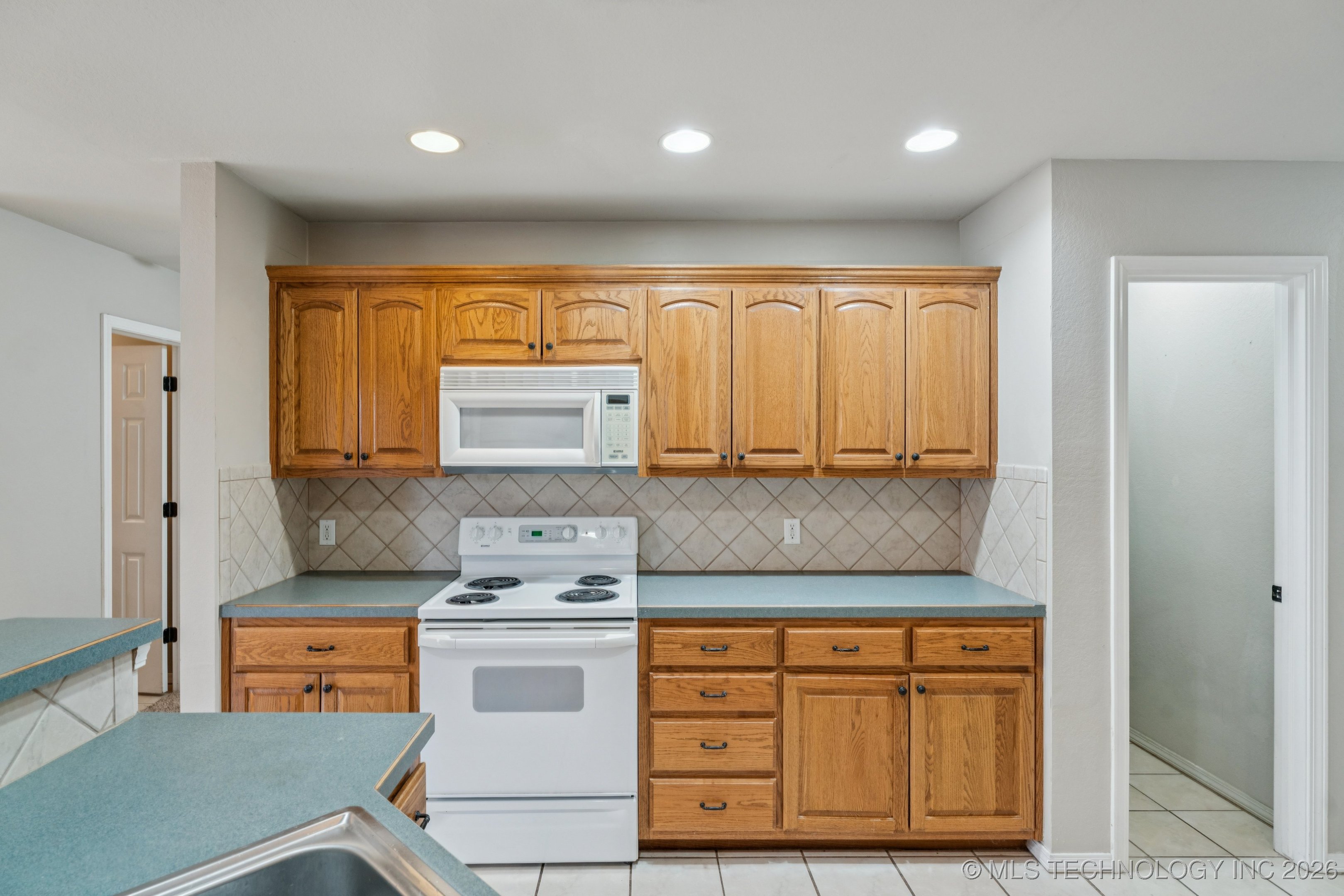 9919 E 123rd Street S Property Photo 14