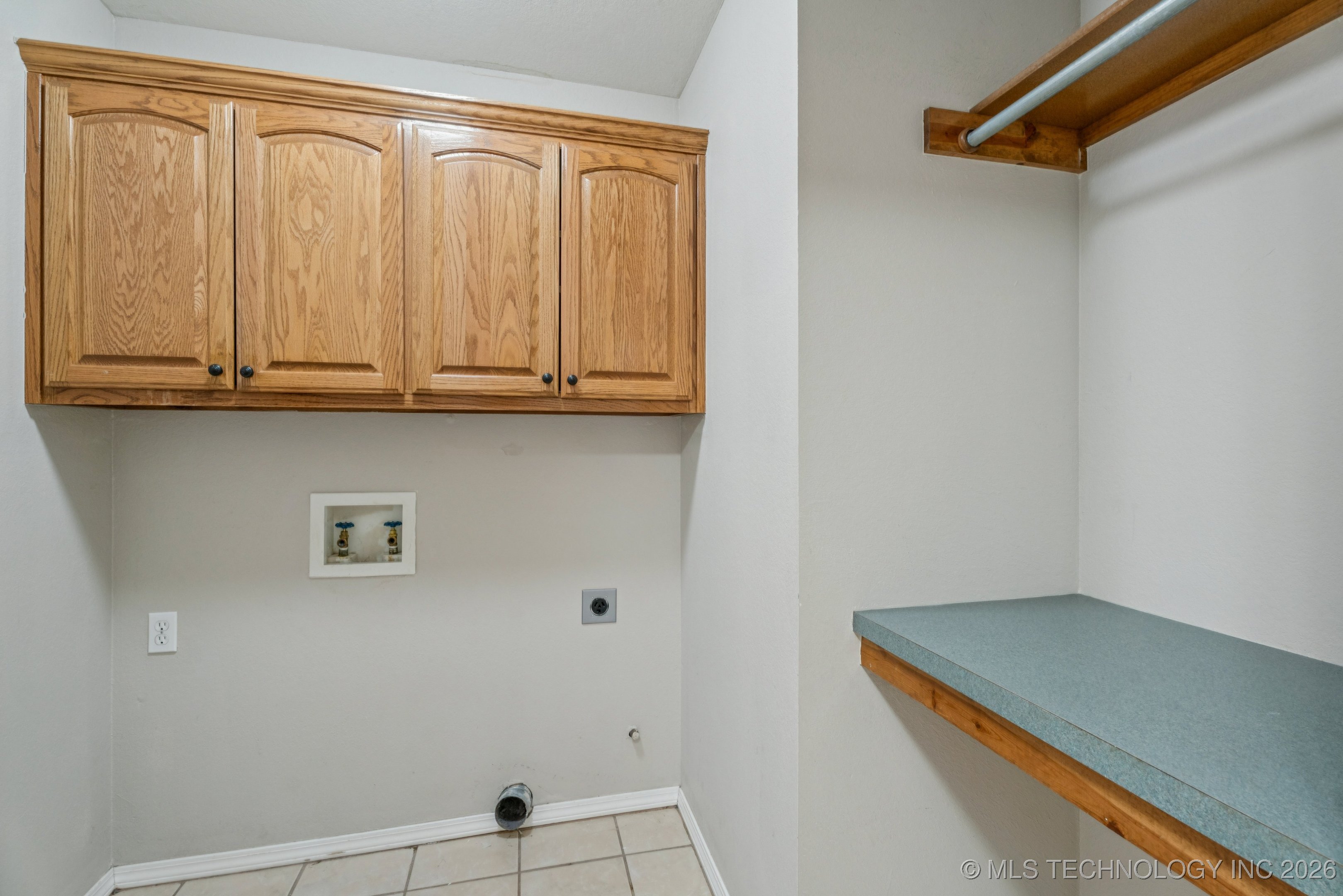 9919 E 123rd Street S Property Photo 17