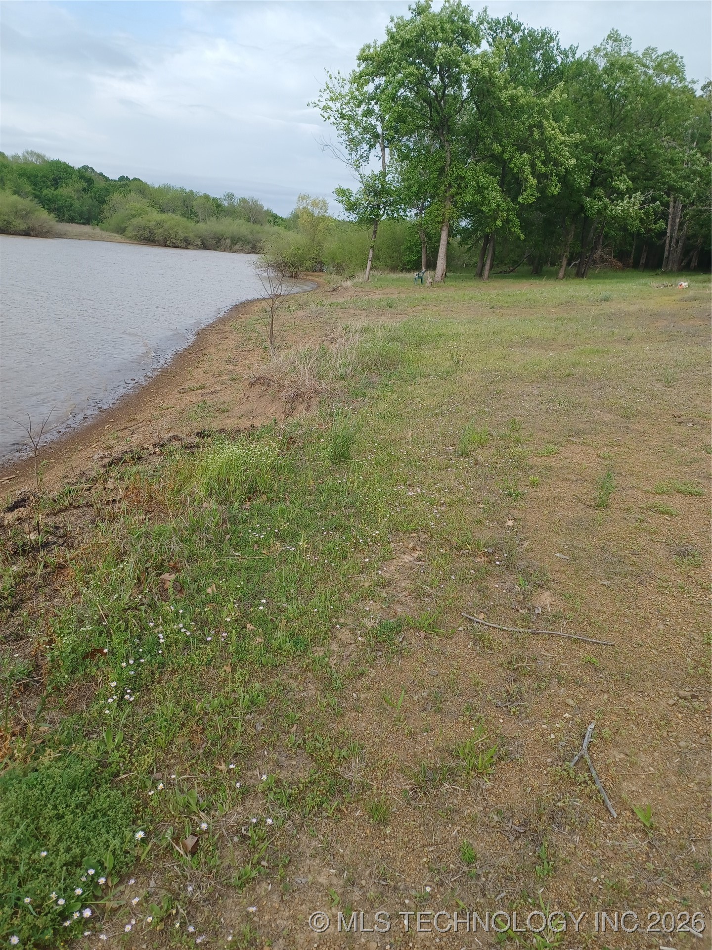 Flounder Property Photo 11