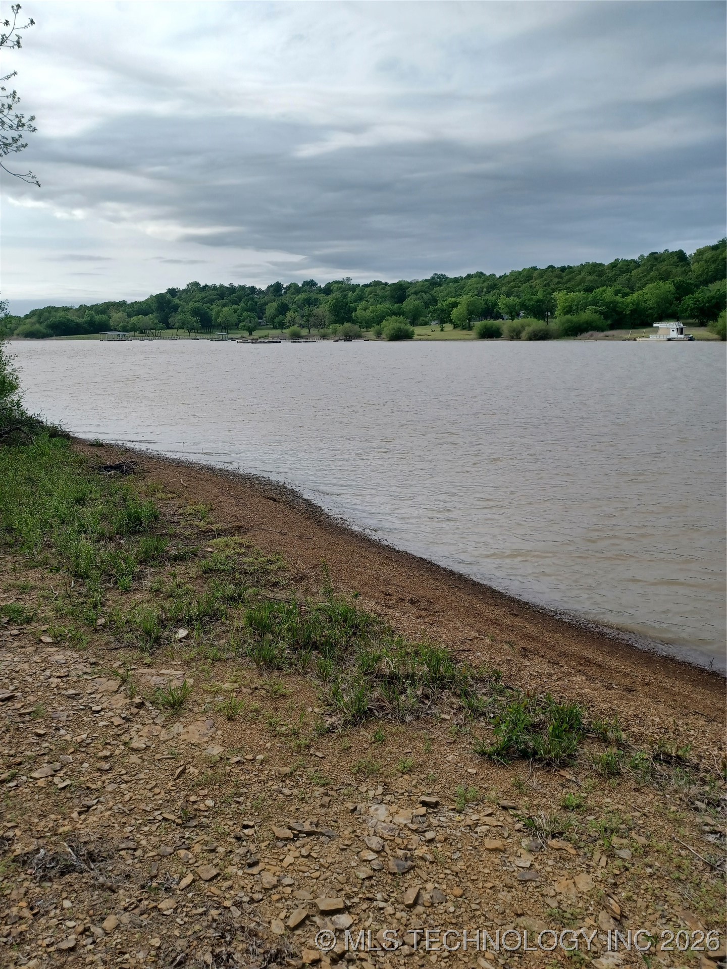 Flounder Property Photo 12