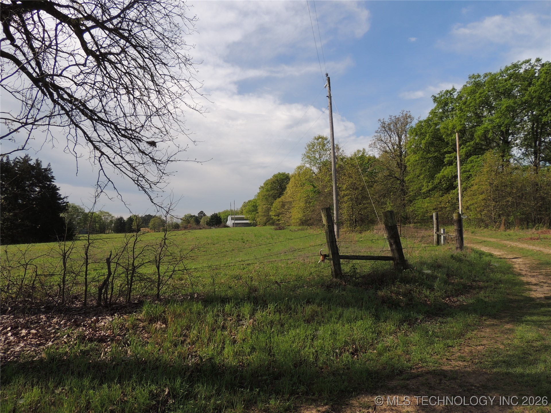 9003 S Osage Lane Property Photo 14
