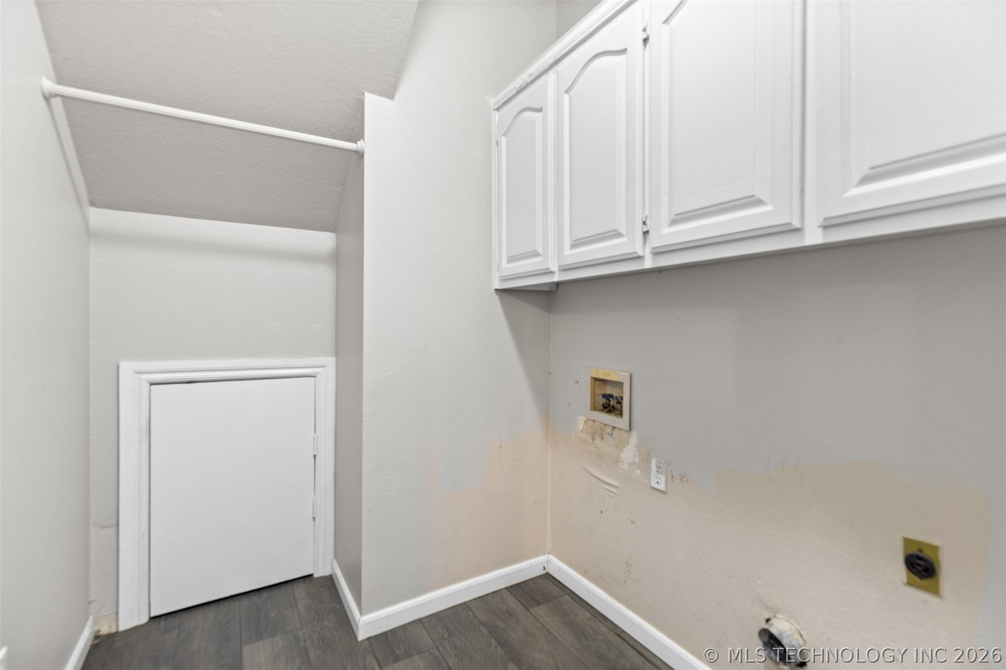 2412 W Vicksburg Street Property Photo 15