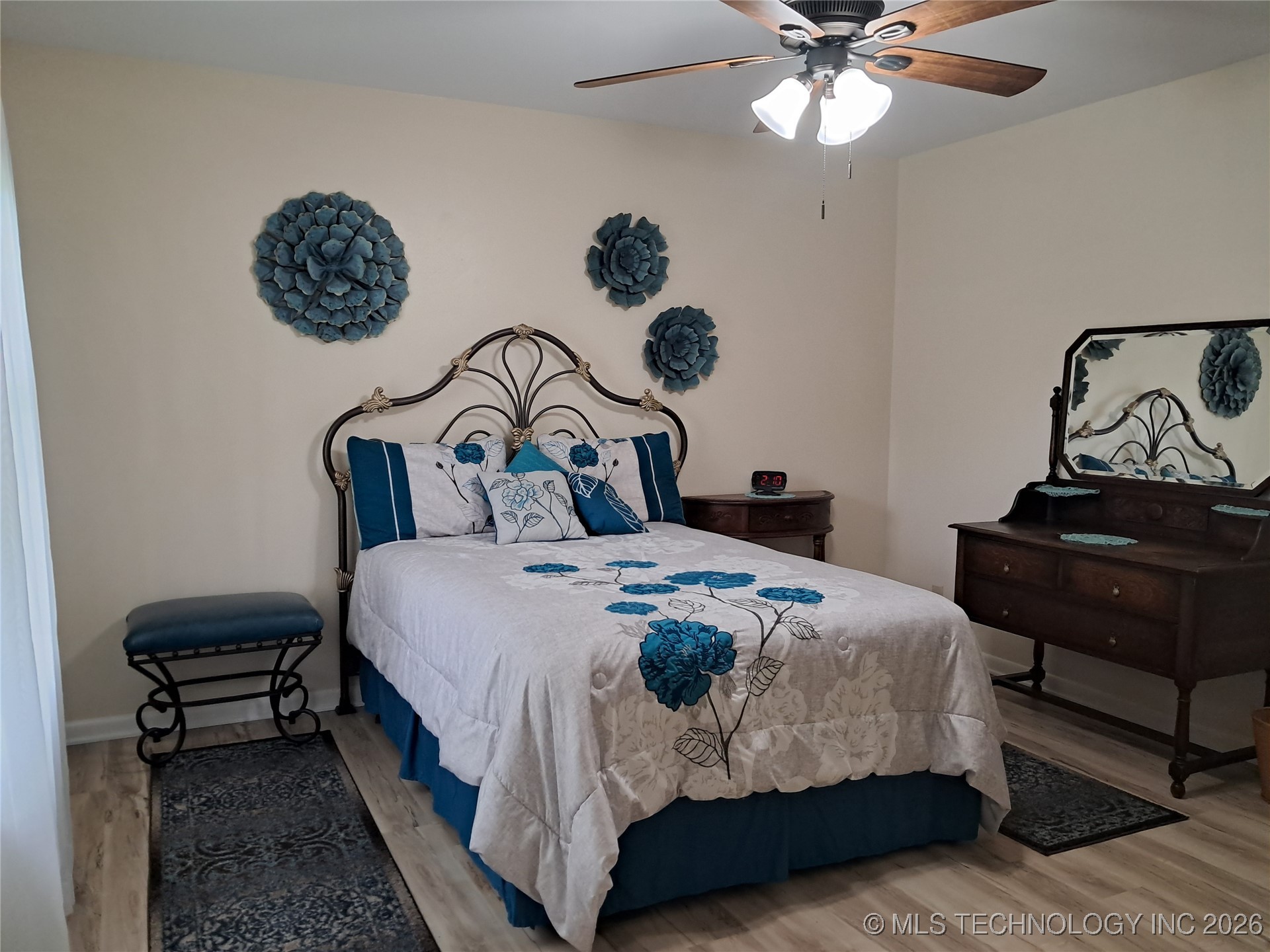 5837 E 62nd Place Property Photo 17