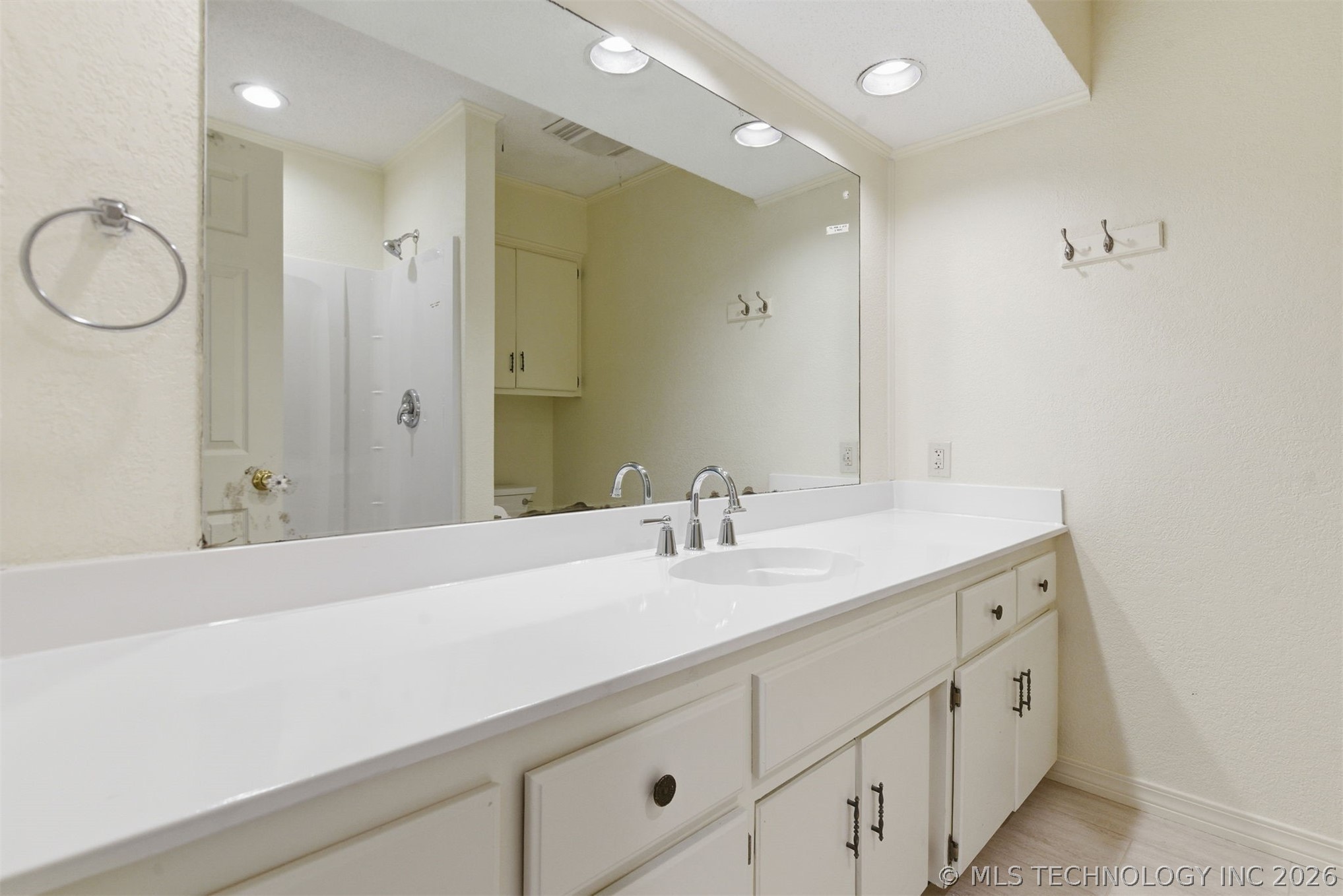 11607 S 5th Street Property Photo 15