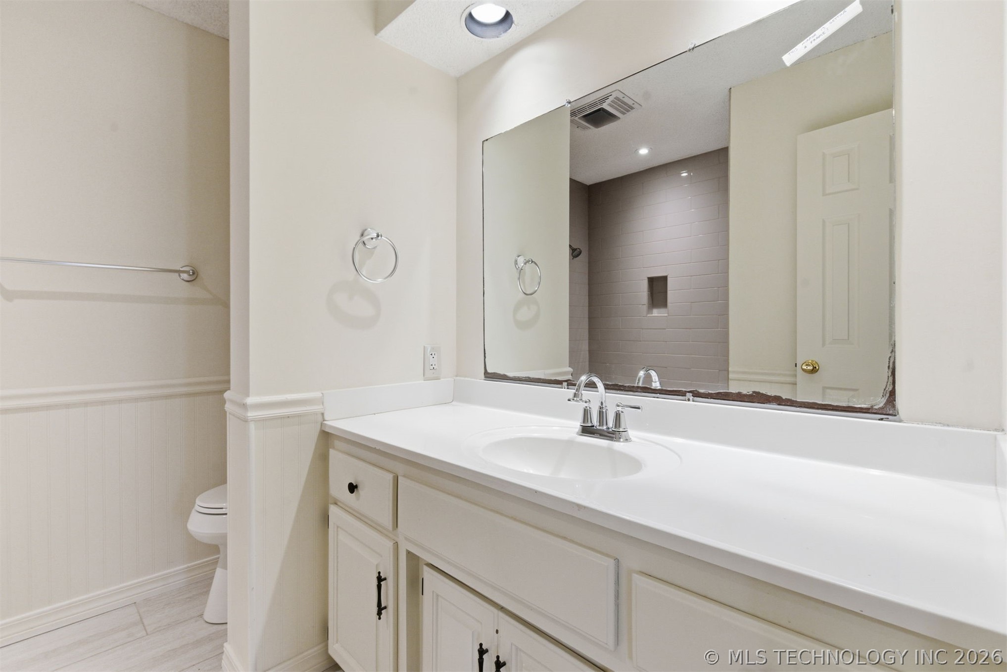 11607 S 5th Street Property Photo 22