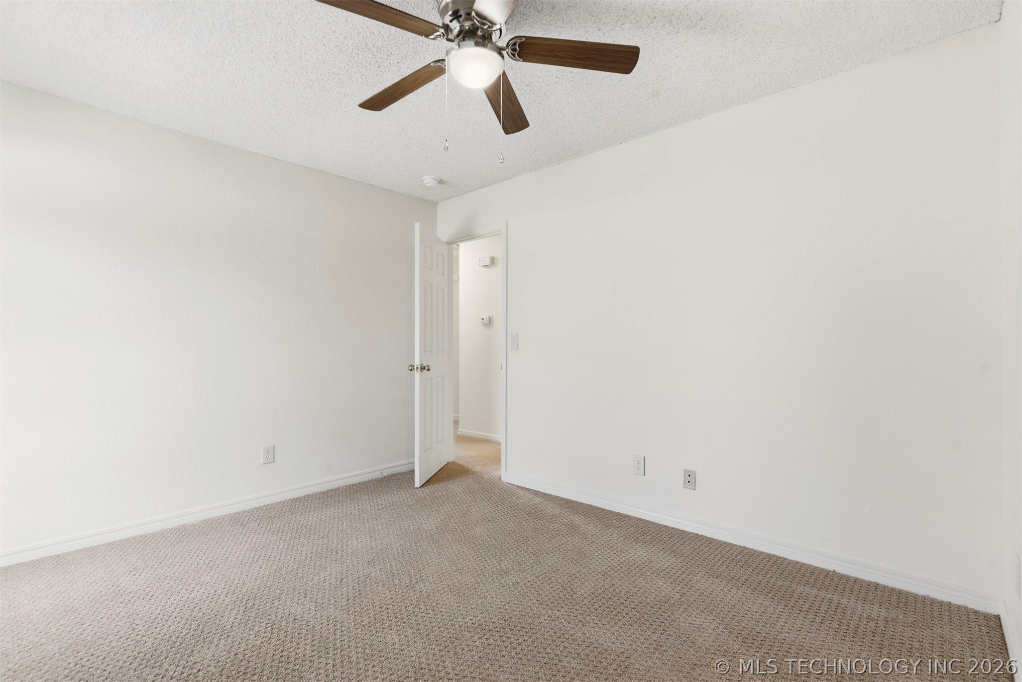 11607 S 5th Street Property Photo 25