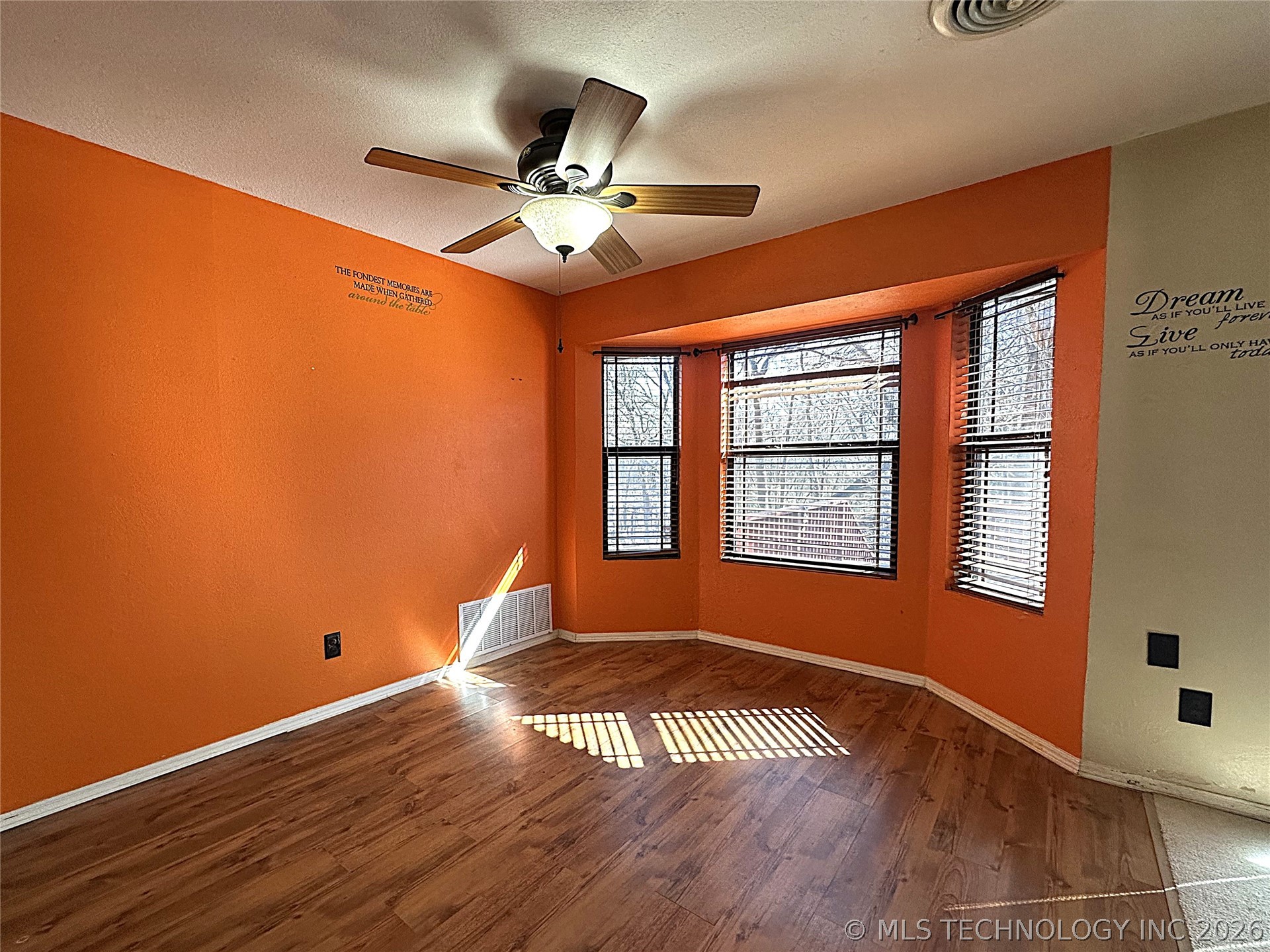 306 Eastwood Property Photo 13