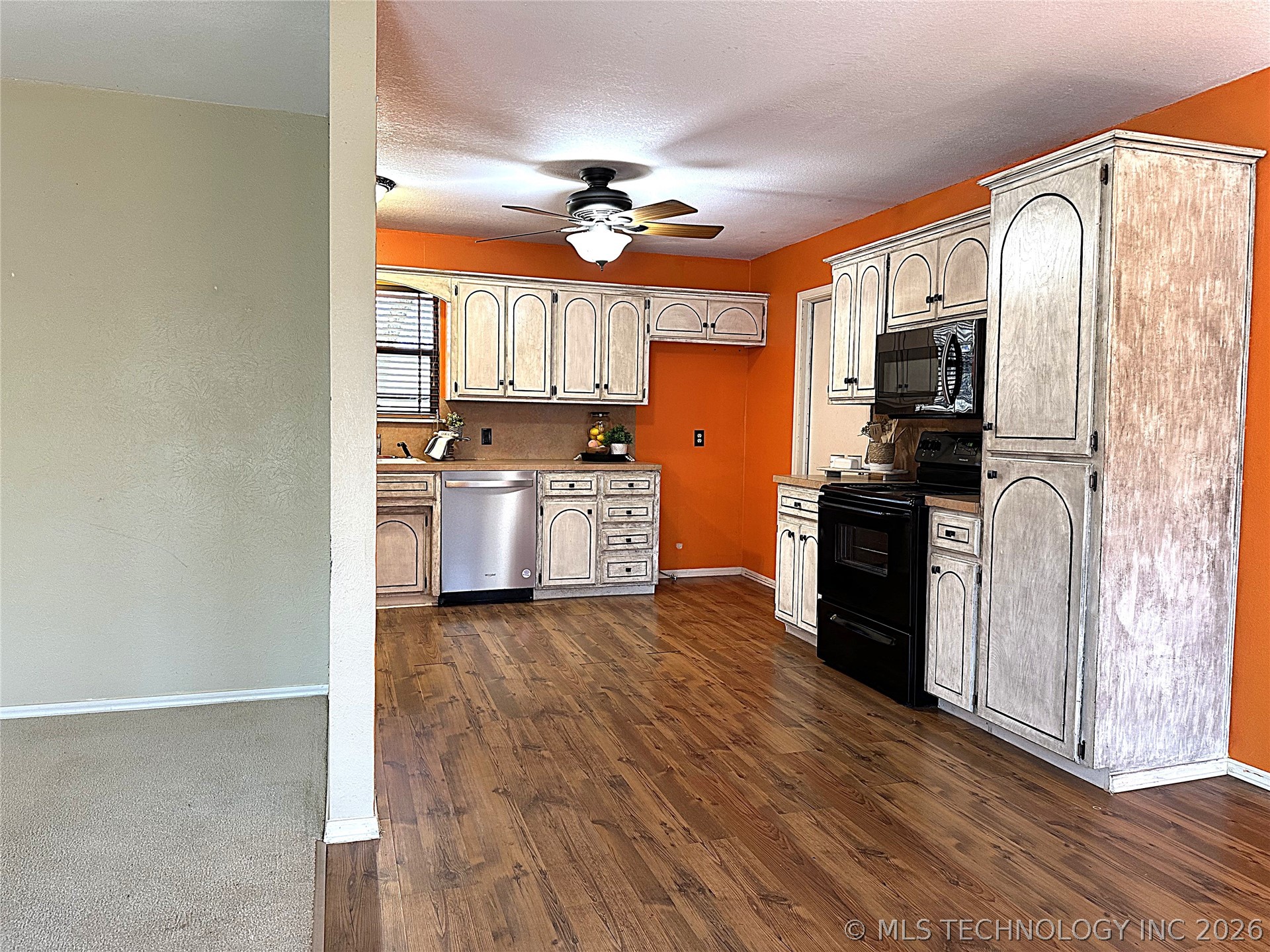 306 Eastwood Property Photo 16