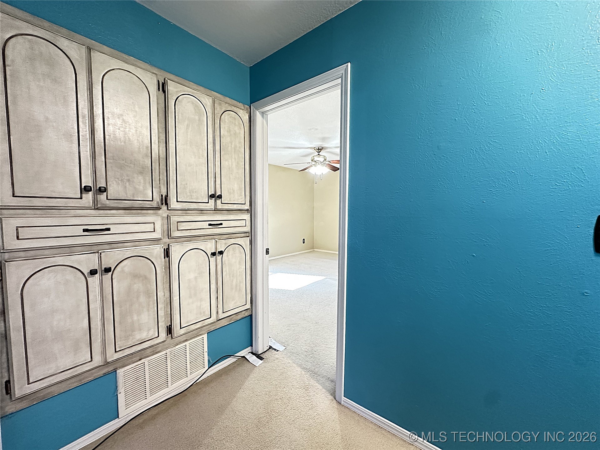 306 Eastwood Property Photo 33