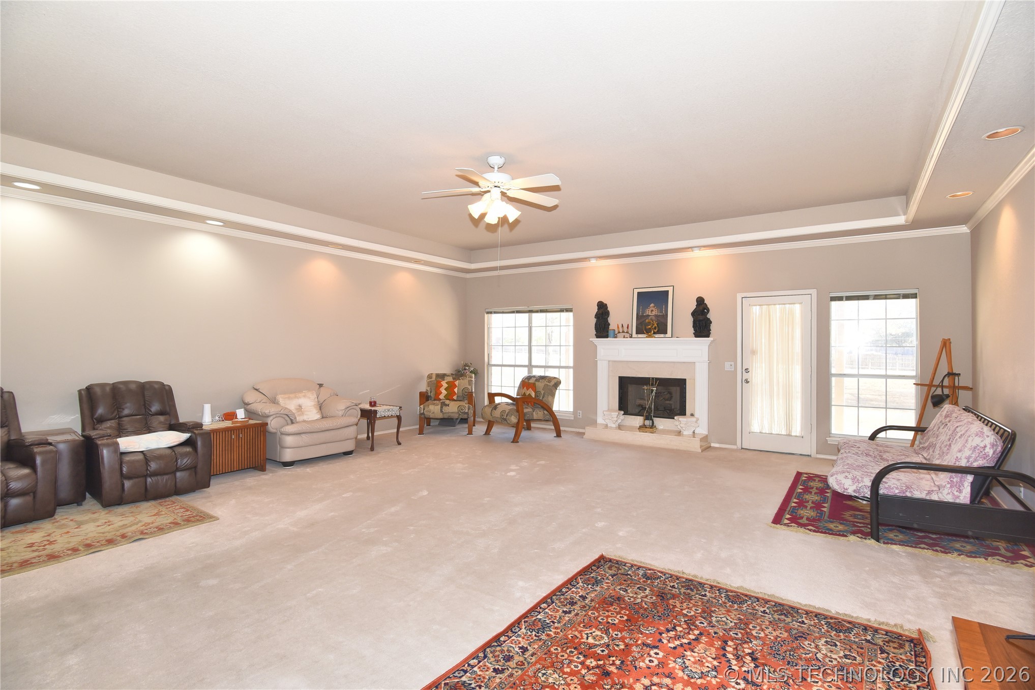 3105 S Aster Avenue Property Photo 7