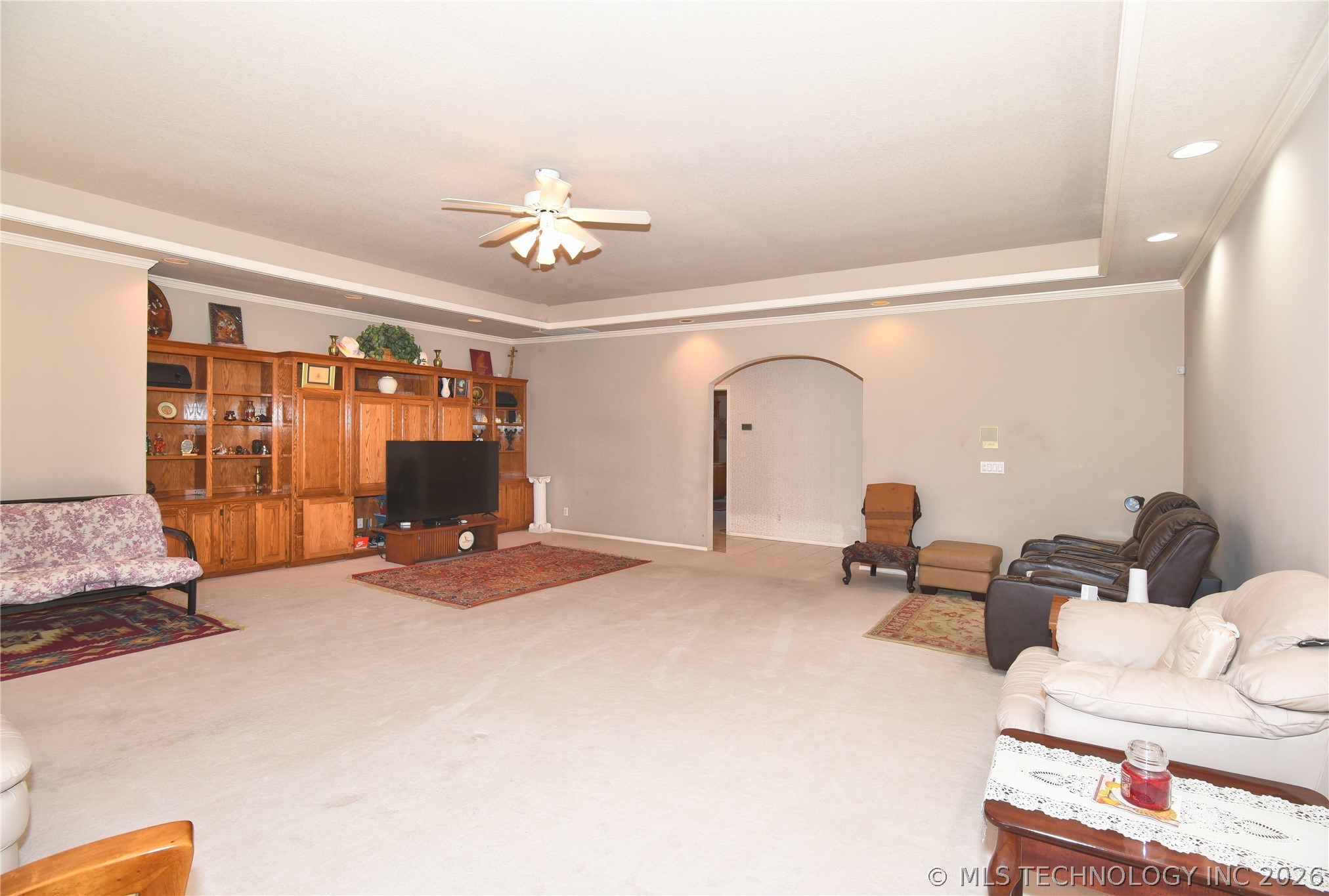 3105 S Aster Avenue Property Photo 9