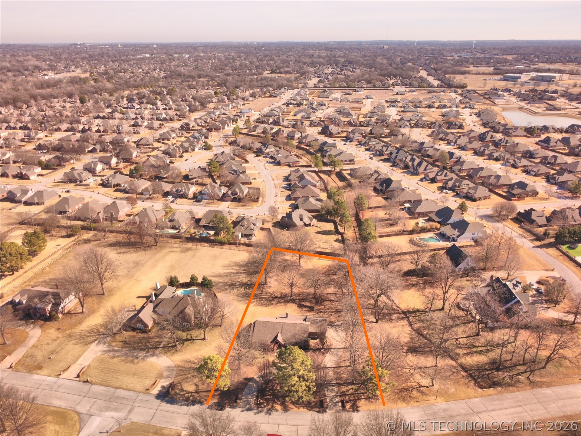 3105 S Aster Avenue Property Photo 40