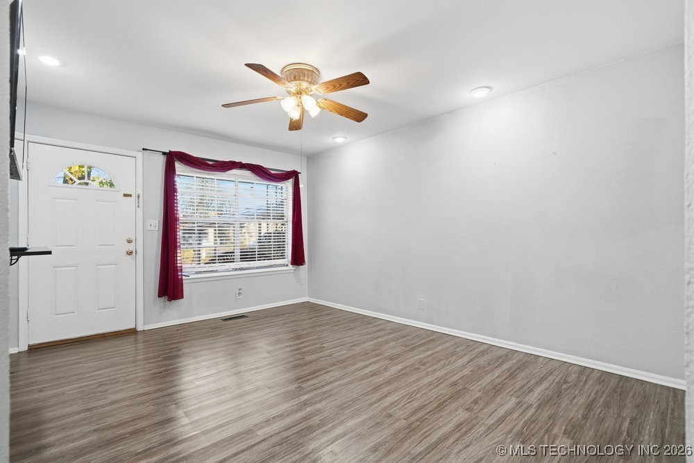 111 S 162nd East Avenue Property Photo 11