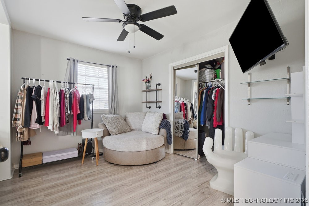 111 S 162nd East Avenue Property Photo 16