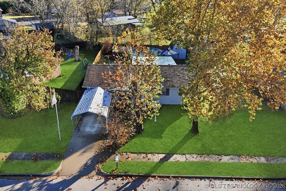 111 S 162nd East Avenue Property Photo 38