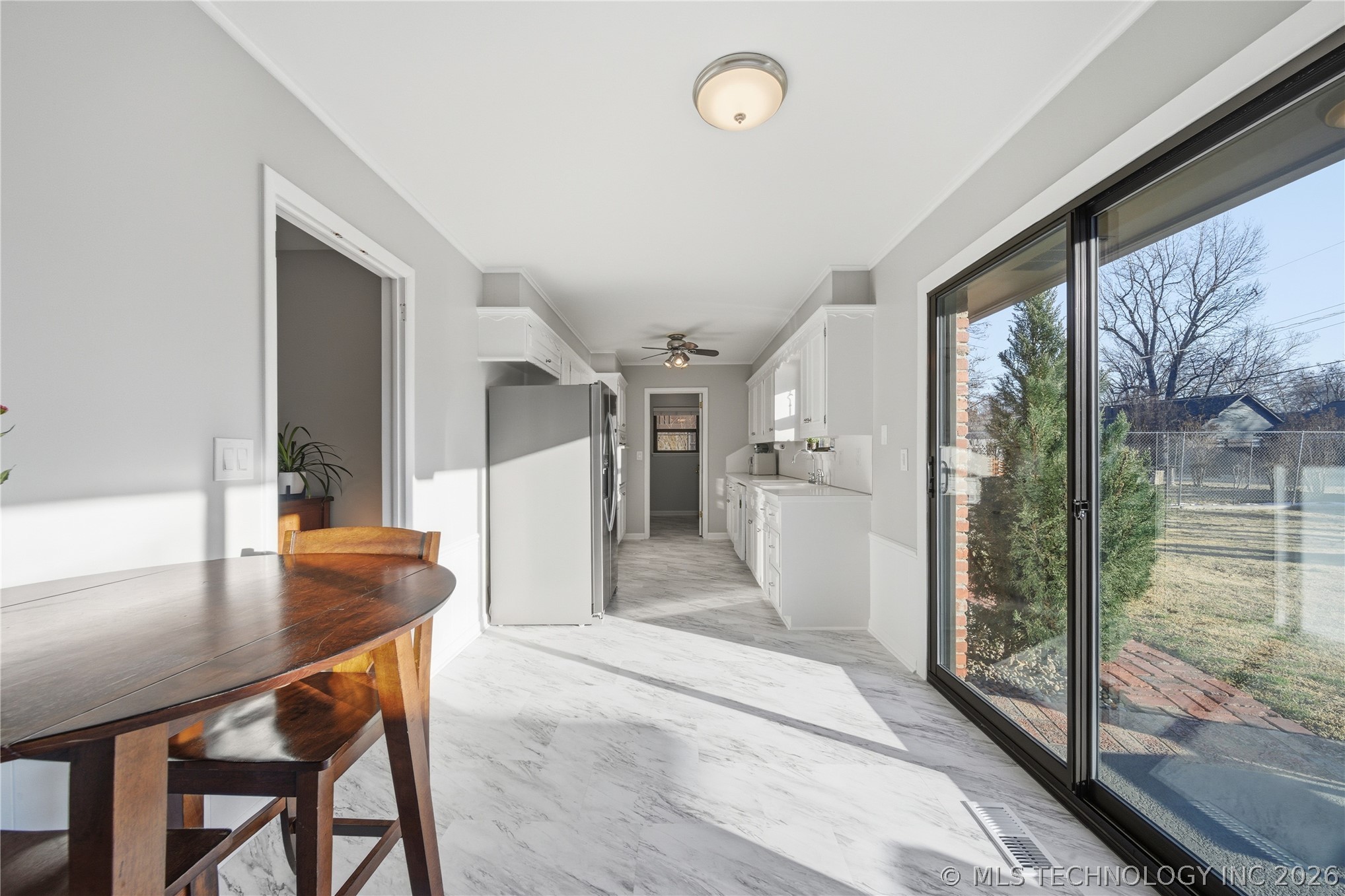 5405 S Xanthus Avenue Property Photo 8