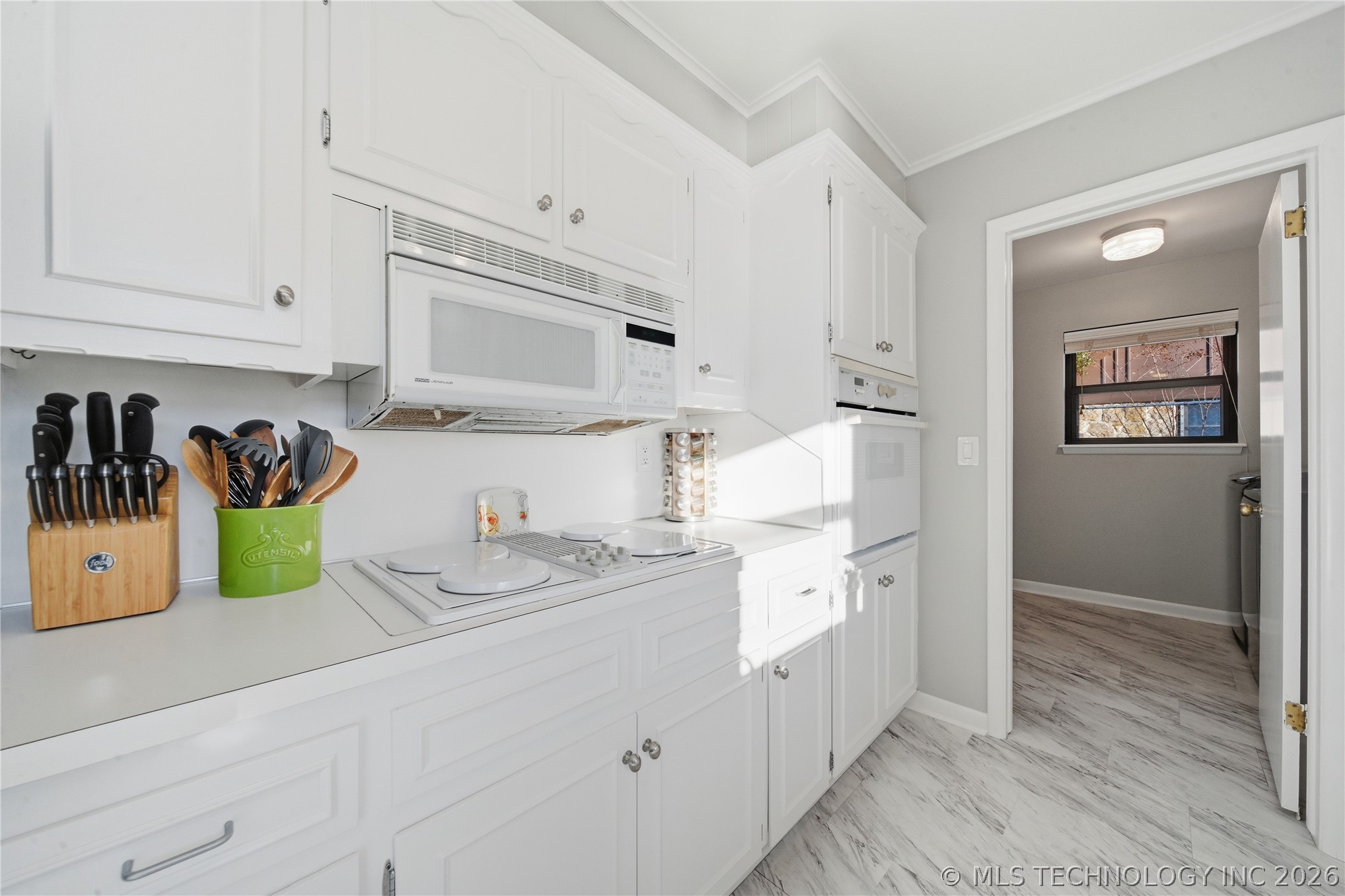 5405 S Xanthus Avenue Property Photo 10