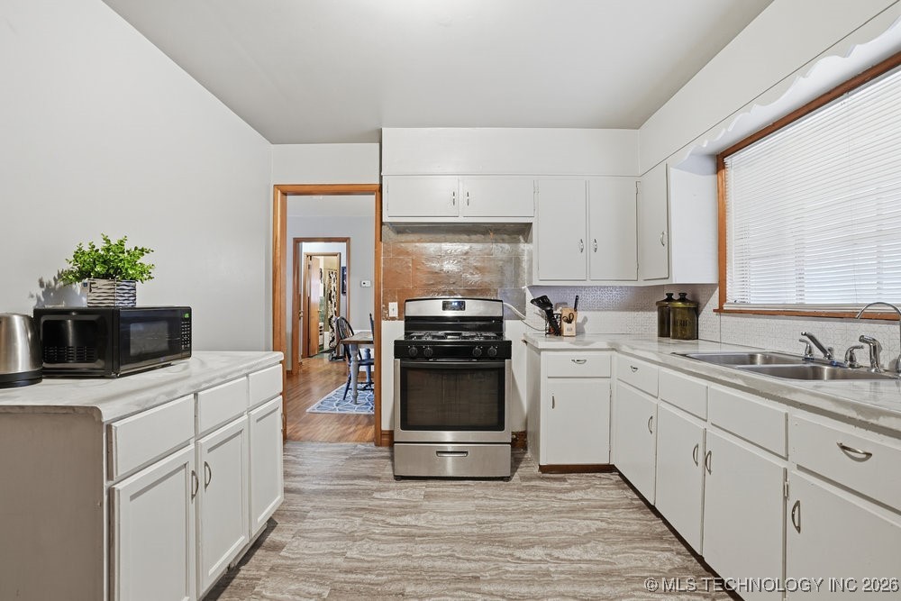 582 N Xenophon Avenue Property Photo 14