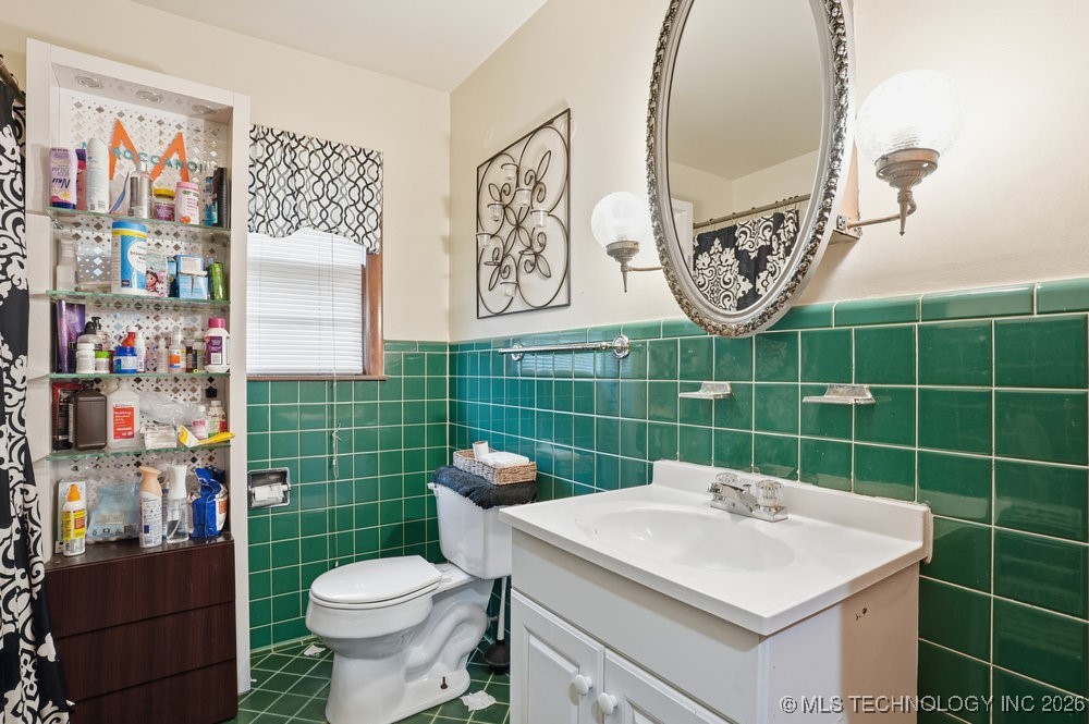 582 N Xenophon Avenue Property Photo 15