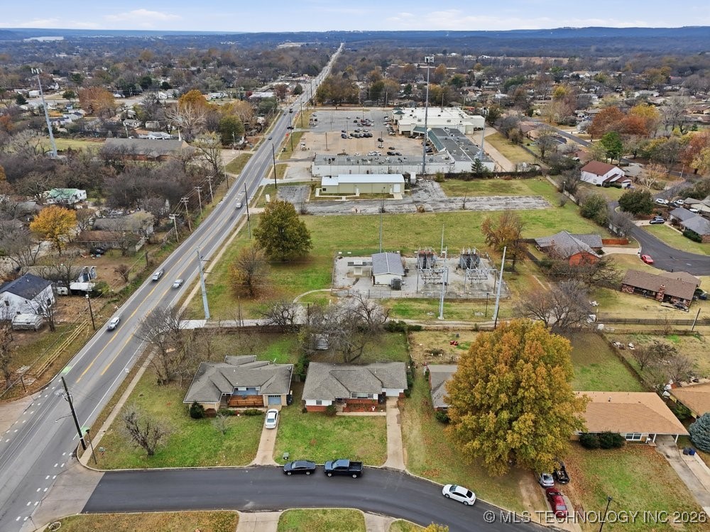 582 N Xenophon Avenue Property Photo 24