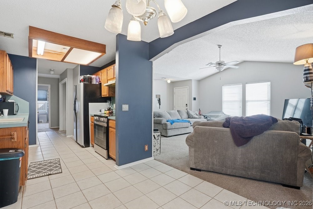 8937 E 135th Street S Property Photo 12