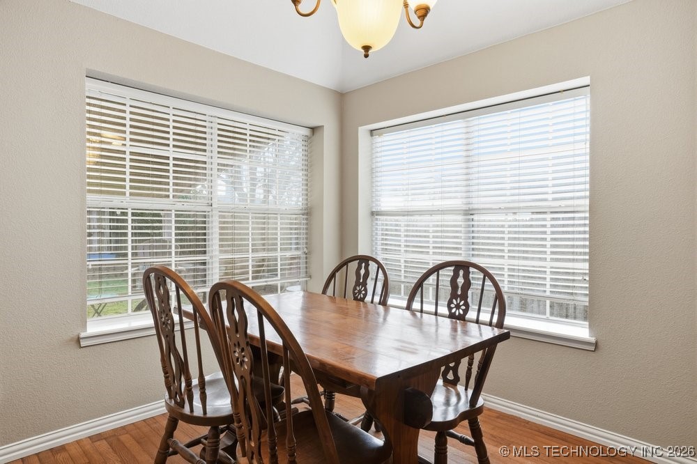 11523 S 105th Avenue E Property Photo 14