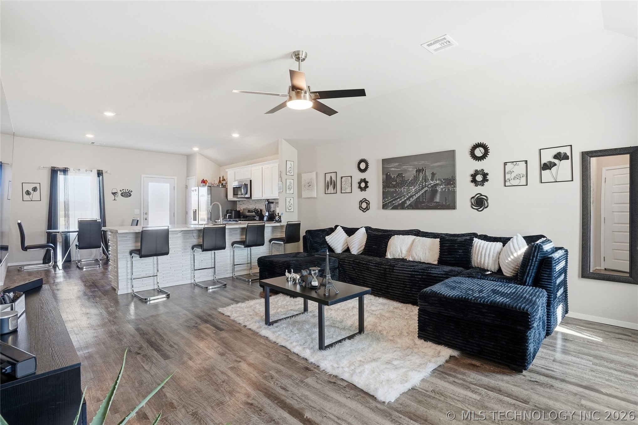 29207 E 78th Street S Property Photo 19