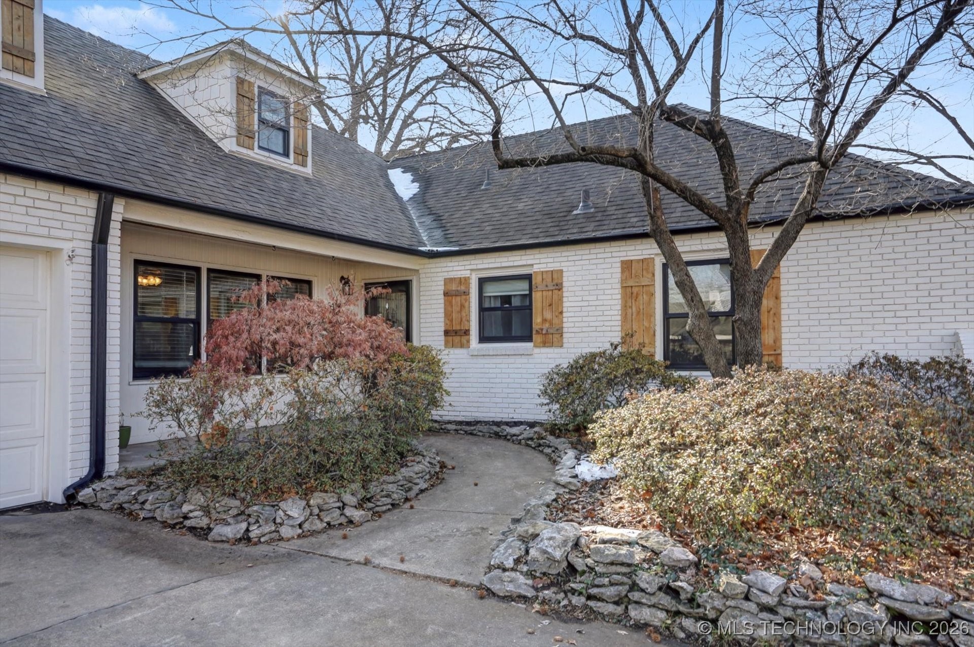 5413 S Louisville Avenue Property Photo 6