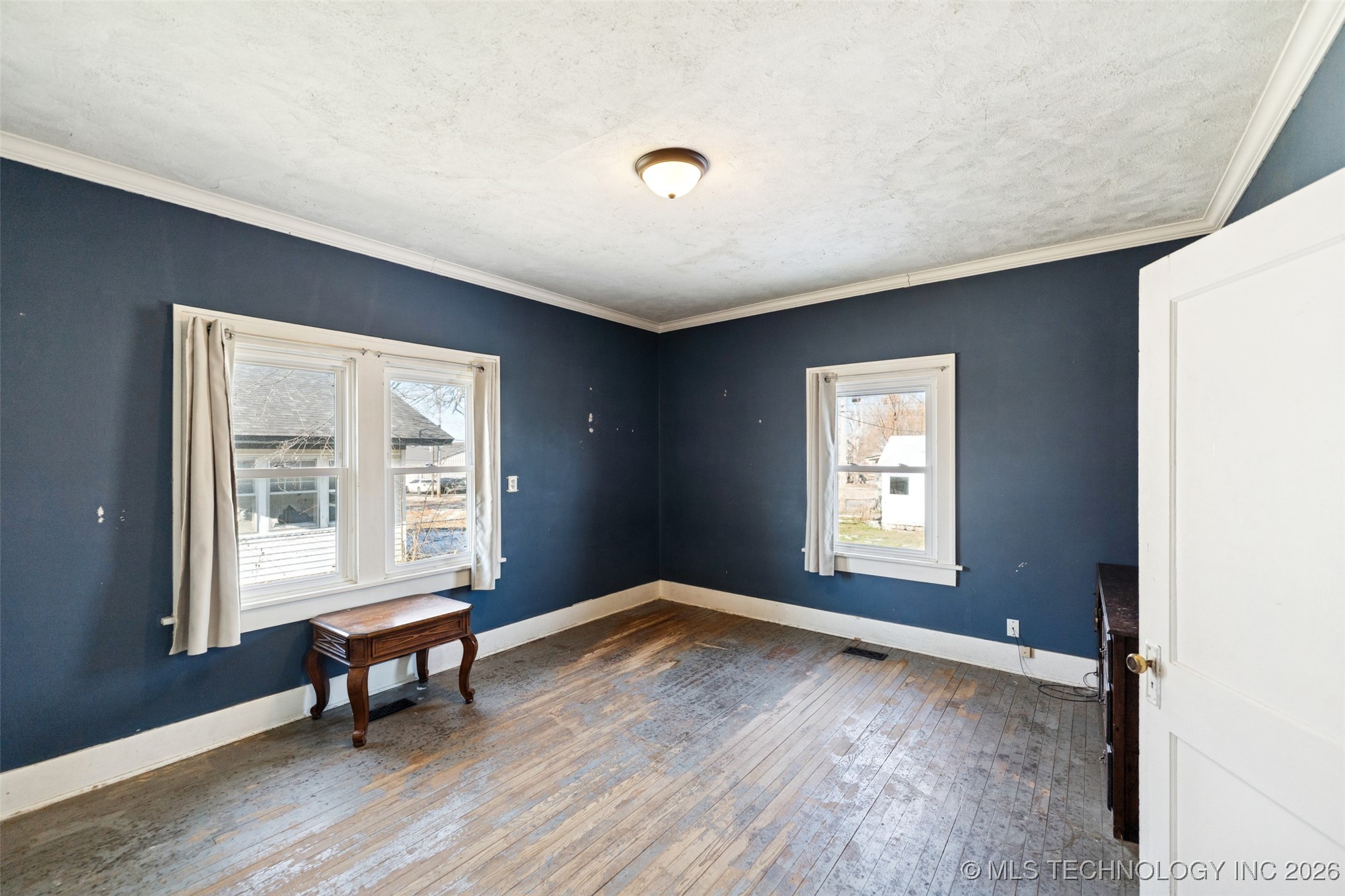 1109 E 9th Street Property Photo 16