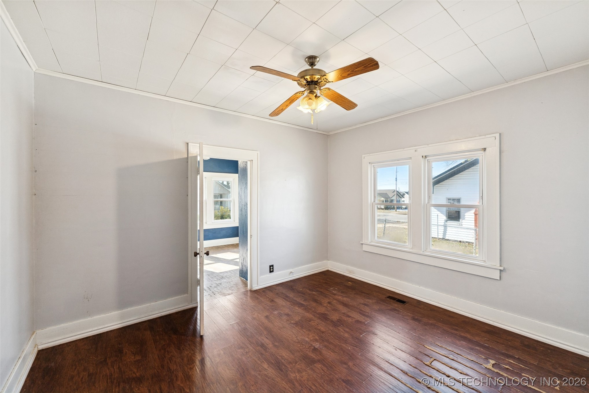 1109 E 9th Street Property Photo 21