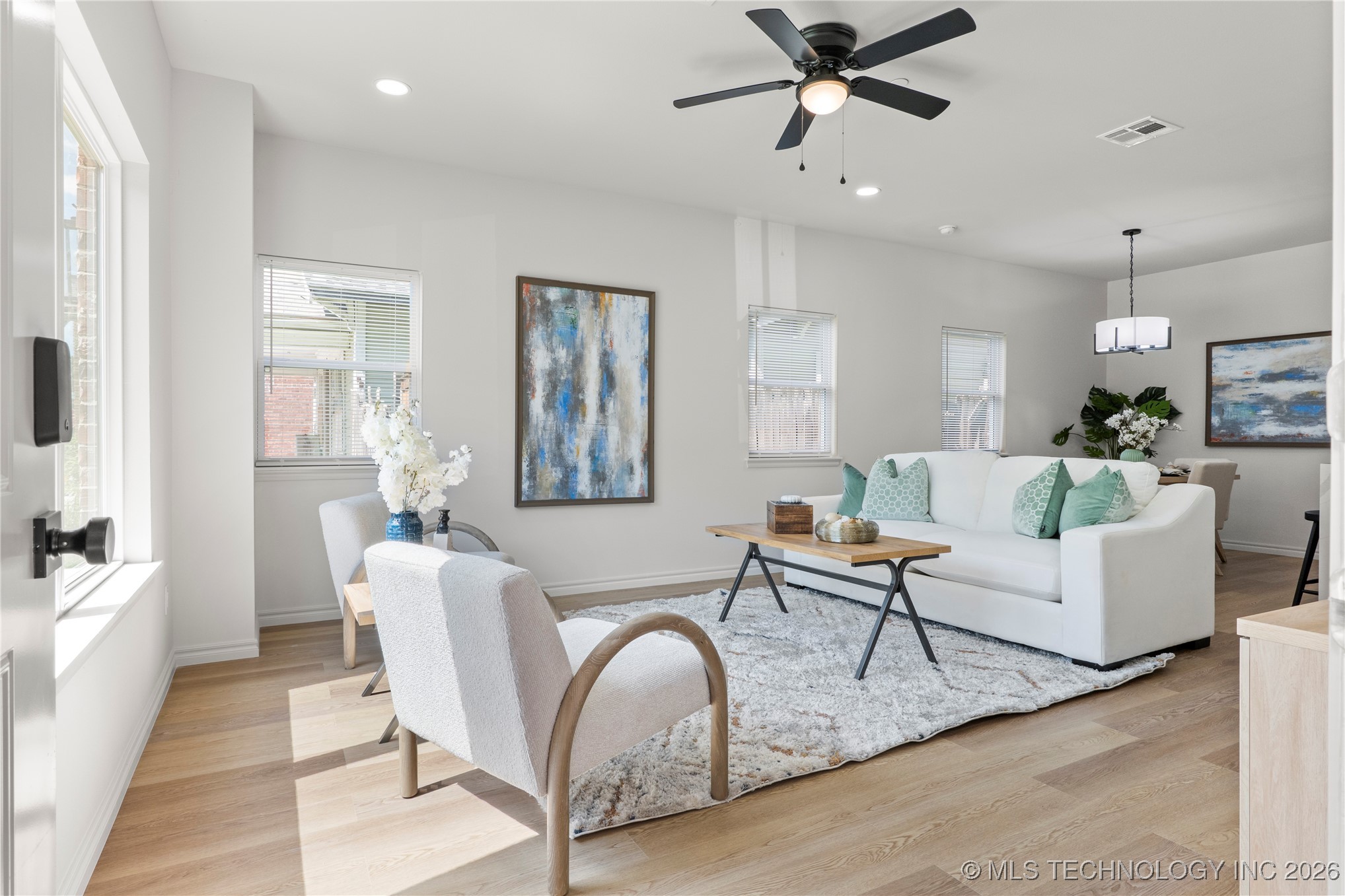 1111 S Quincy Avenue Property Photo 12