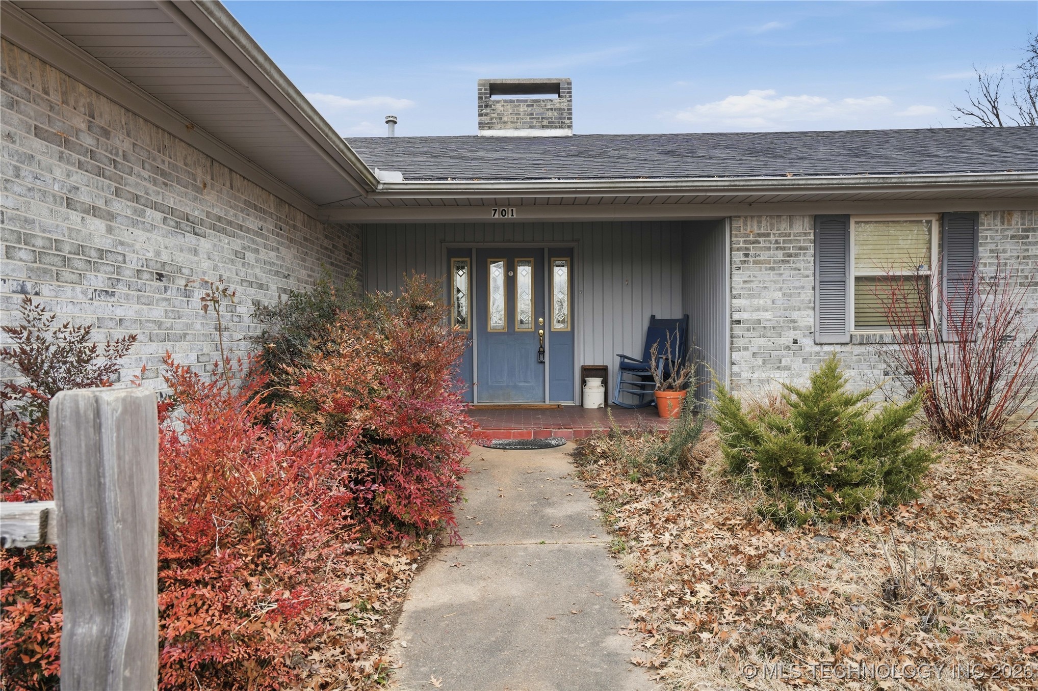 701 E Lucy Avenue Property Photo 2