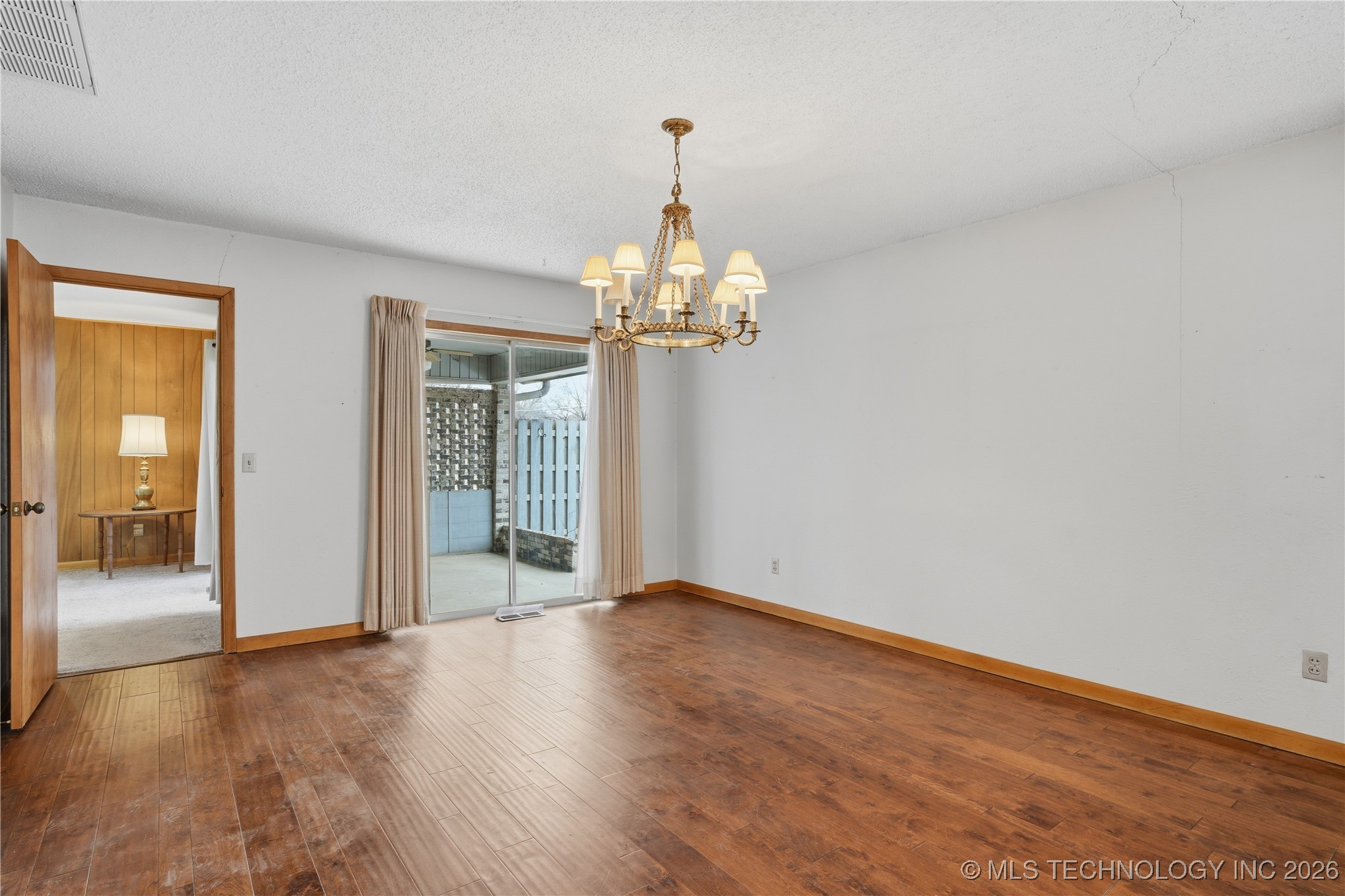 701 E Lucy Avenue Property Photo 8