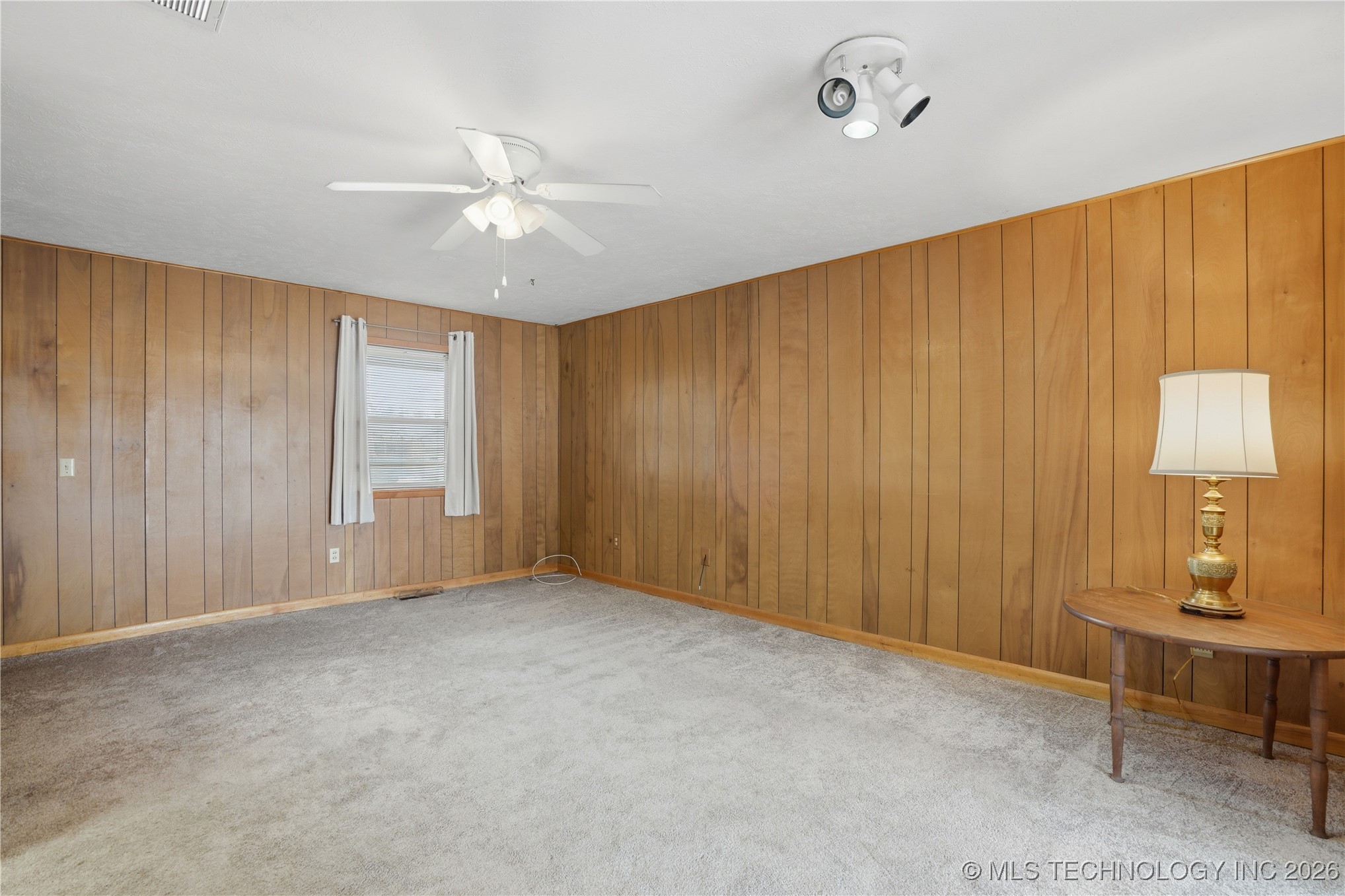 701 E Lucy Avenue Property Photo 10