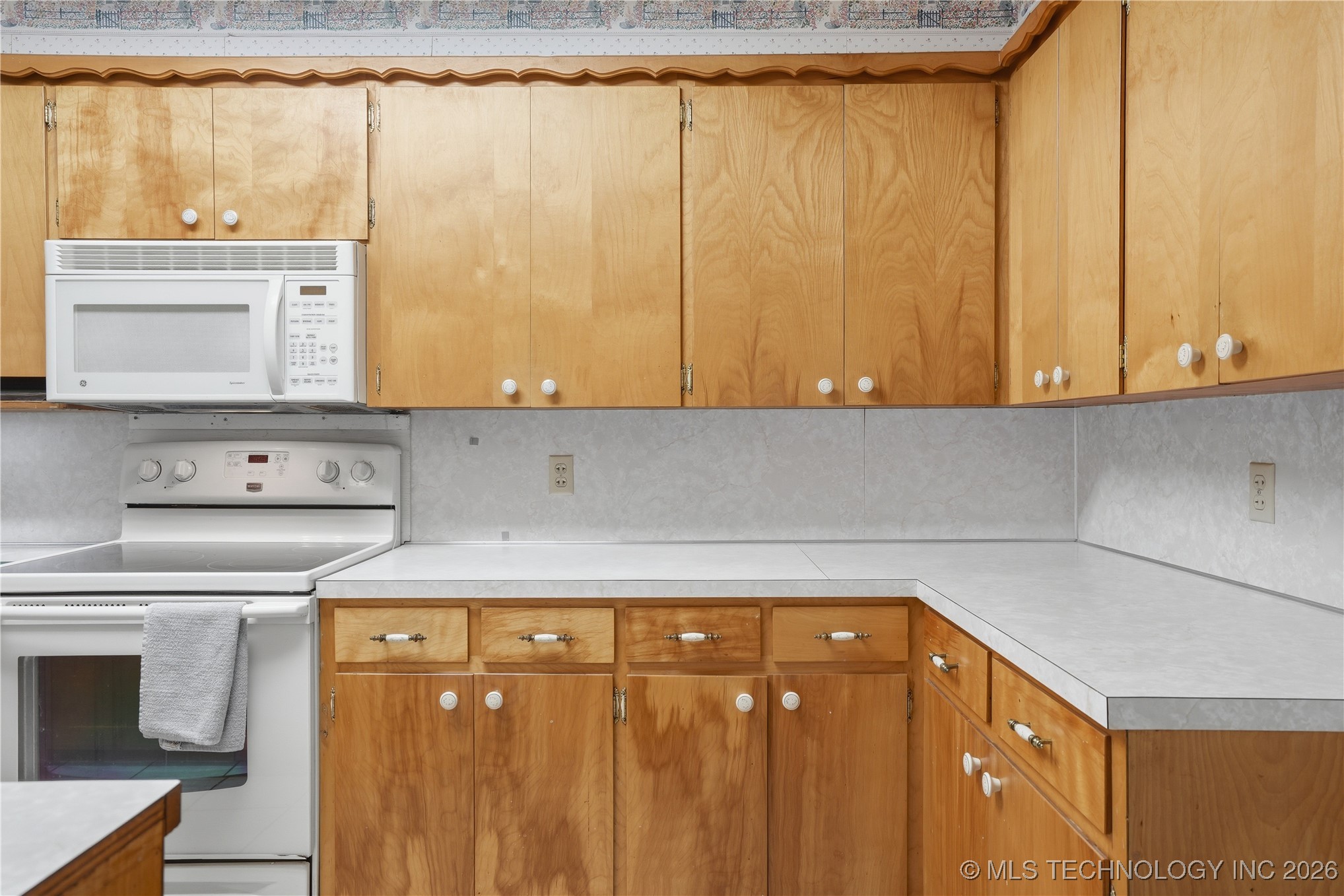 701 E Lucy Avenue Property Photo 14