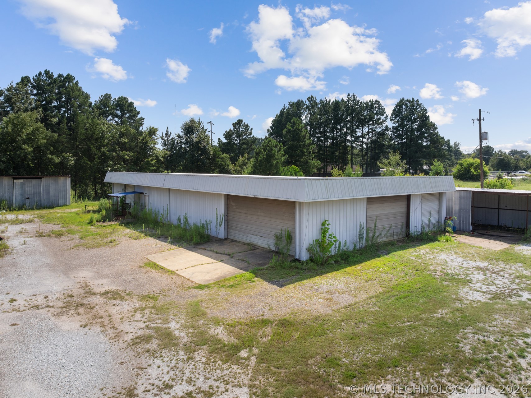 205 Industrial Avenue Property Photo 2